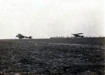 No 62 Sqn Bristol fighters taking off, 1918